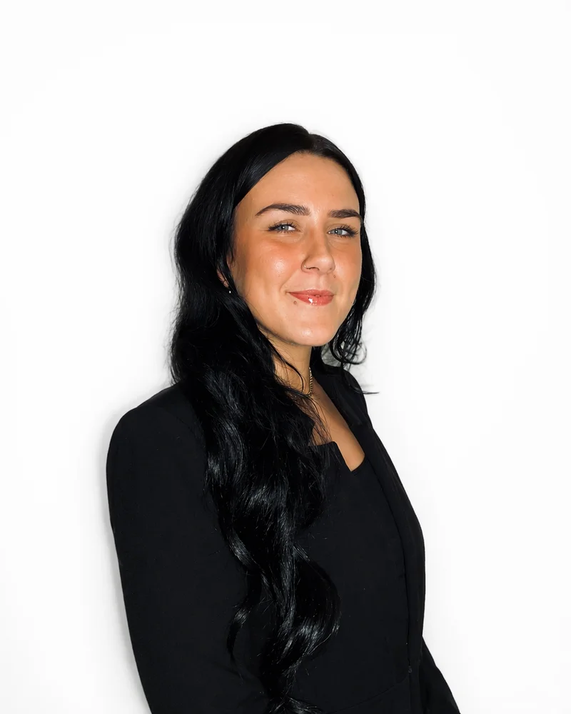 McKenzie, Office Assistant